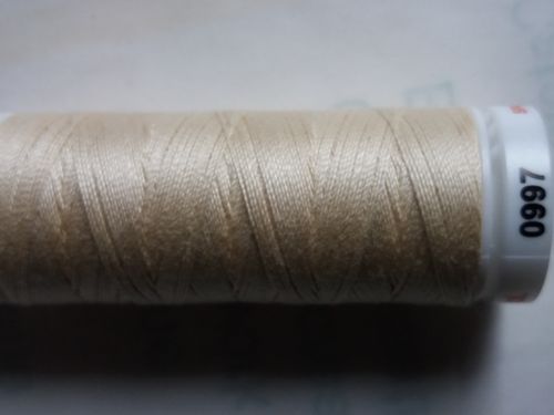 M138-977 Quilting 150m coton/polyester écru